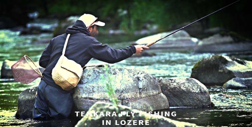 Tenkara fly fishing in Lozere